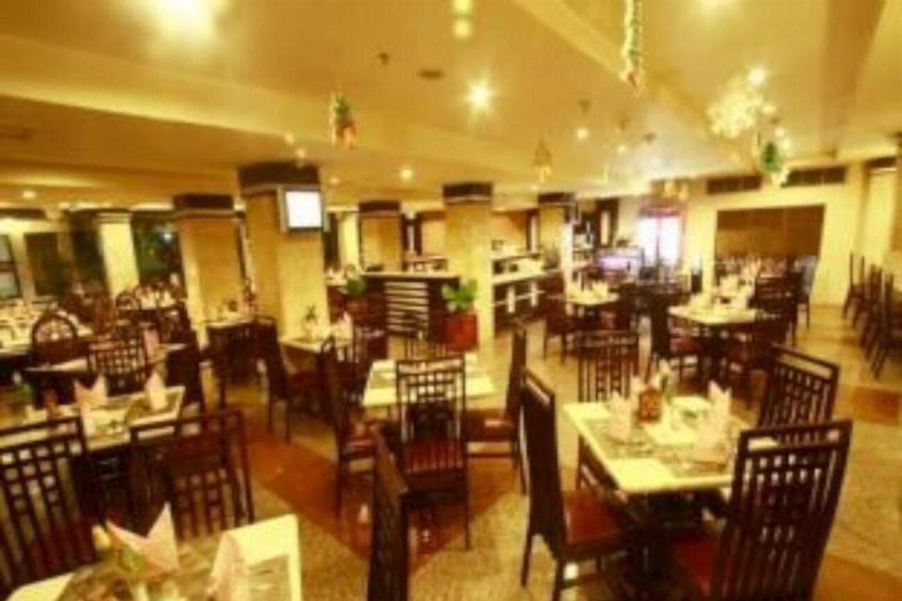 Hotel Internasional 4*